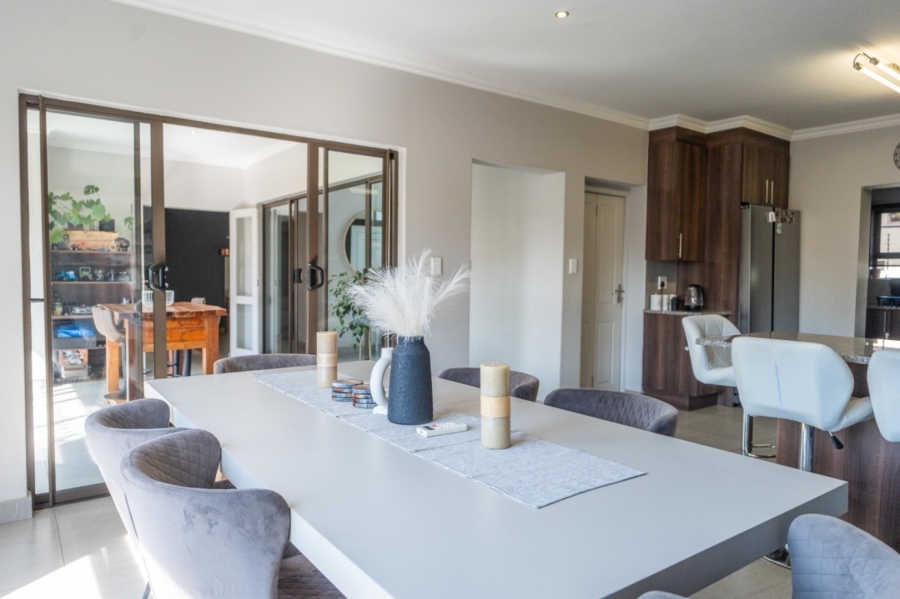 3 Bedroom Property for Sale in Grimbeeck Park North West